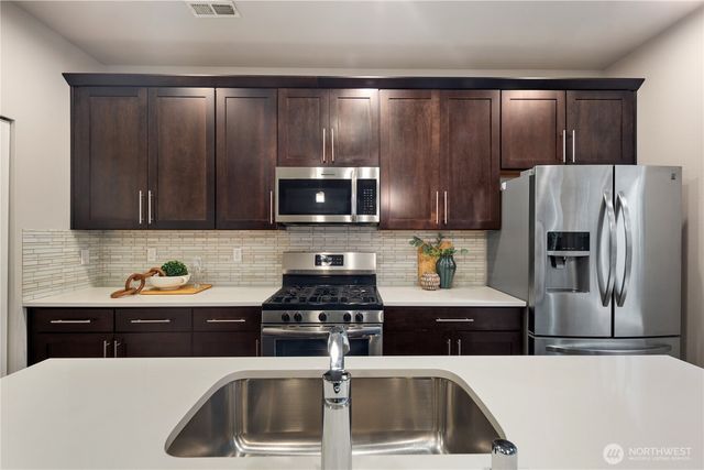 1216 150th Street SW, Lynnwood, WA 98087