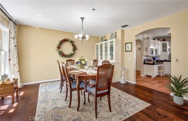 11530 Terracina Boulevard, Redlands, CA 92373