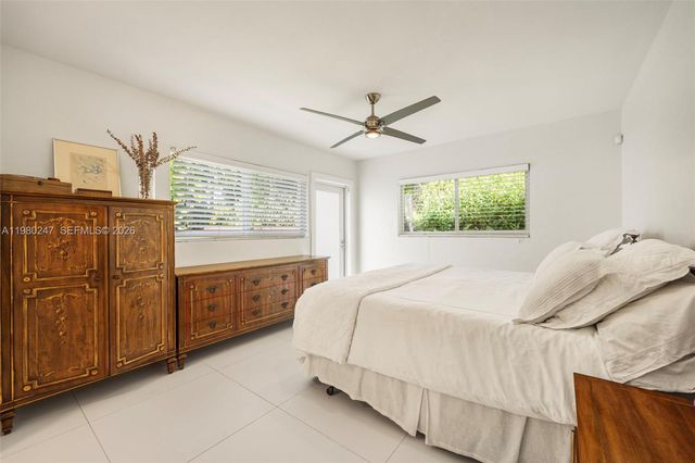 6609 SW 62nd Ter, South Miami, FL 33143