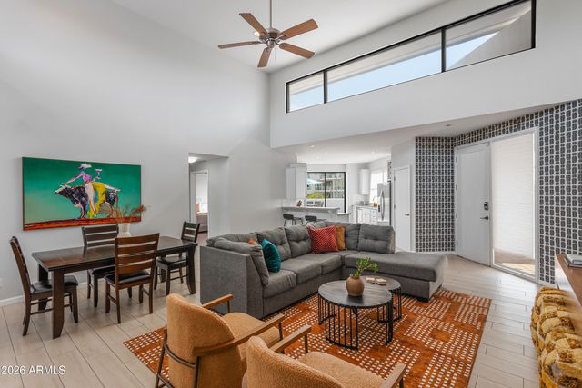 4021 N 75th Street Unit 202, Scottsdale, AZ 85251