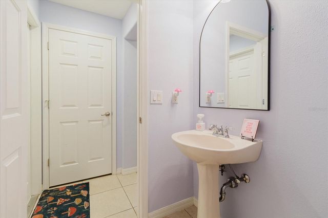 1500 HILLVIEW LANE, Tarpon Springs, FL 34689