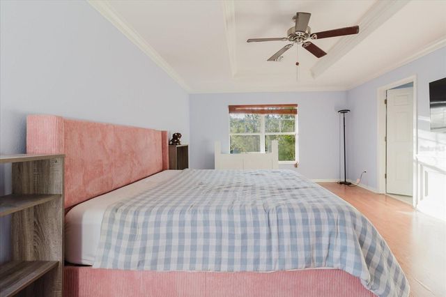 1500 HILLVIEW LANE, Tarpon Springs, FL 34689