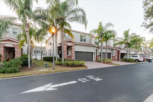 1500 HILLVIEW LANE, Tarpon Springs, FL 34689