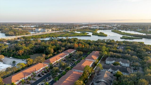 1500 HILLVIEW LANE, Tarpon Springs, FL 34689