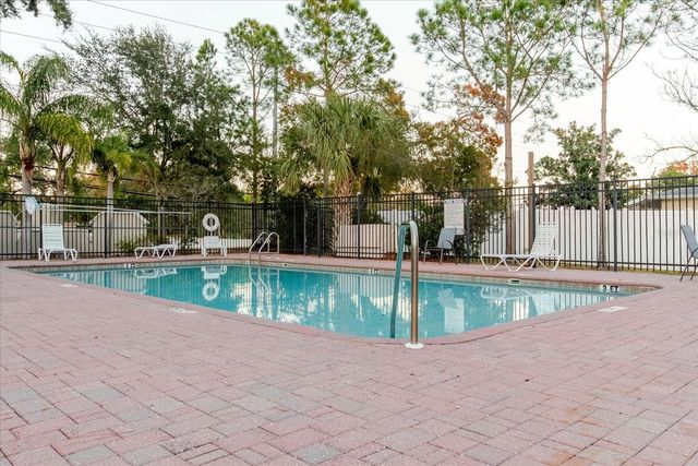 1500 HILLVIEW LANE, Tarpon Springs, FL 34689