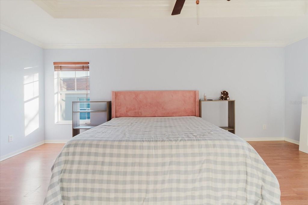 Image 41 of property listing at 1500 HILLVIEW LANE, Tarpon Springs, FL 34689