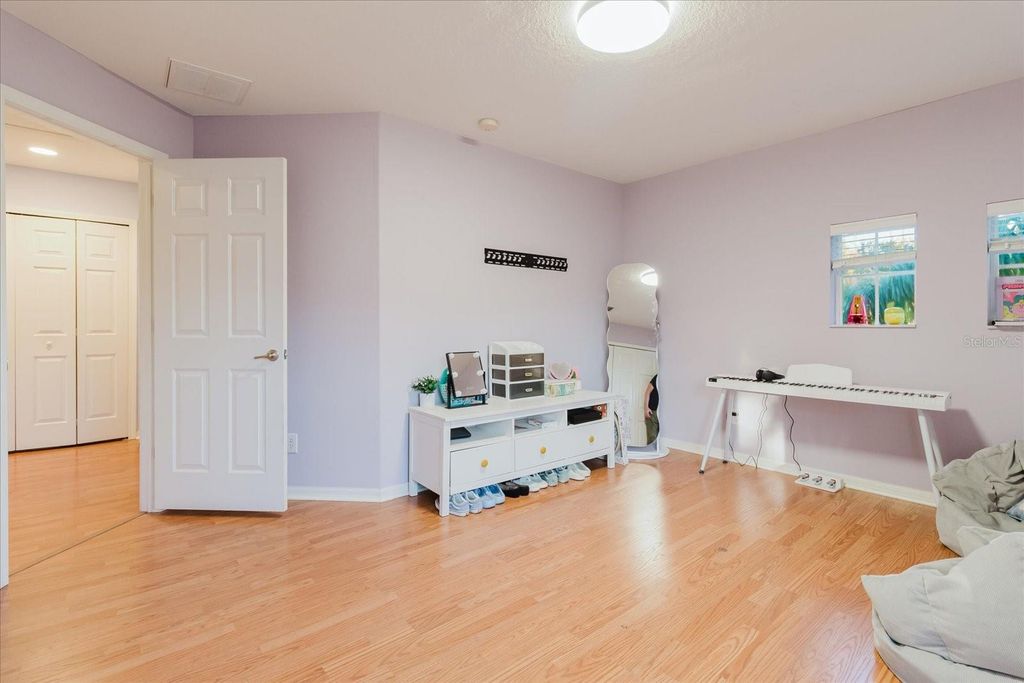 Image 56 of property listing at 1500 HILLVIEW LANE, Tarpon Springs, FL 34689