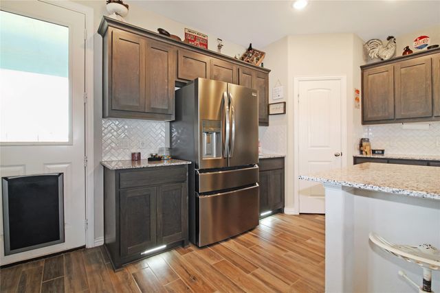 1154 County Road 138, Oak Ridge, TX 75161