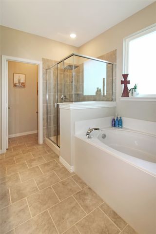 1154 County Road 138, Oak Ridge, TX 75161