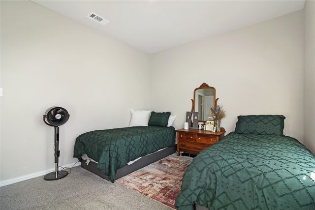 1154 County Road 138, Oak Ridge, TX 75161