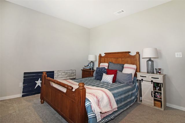 1154 County Road 138, Oak Ridge, TX 75161