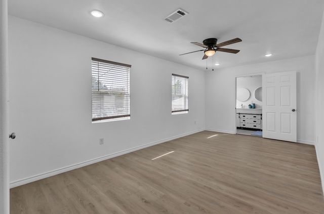 583 Hillcrest Circle, Gordonville, TX 76245