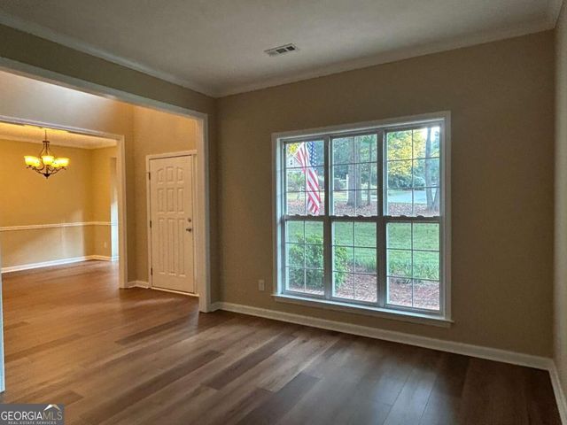 75 Sycamore Way, Sharpsburg, GA 30277
