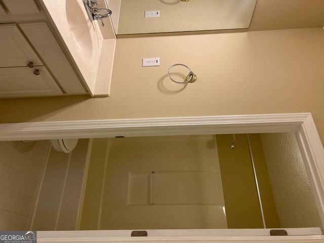 75 Sycamore Way, Sharpsburg, GA 30277