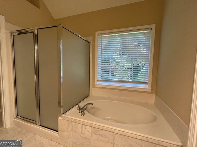 75 Sycamore Way, Sharpsburg, GA 30277