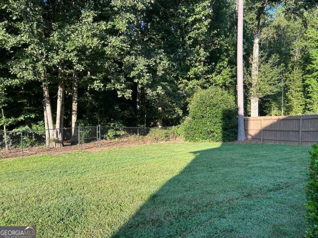 75 Sycamore Way, Sharpsburg, GA 30277