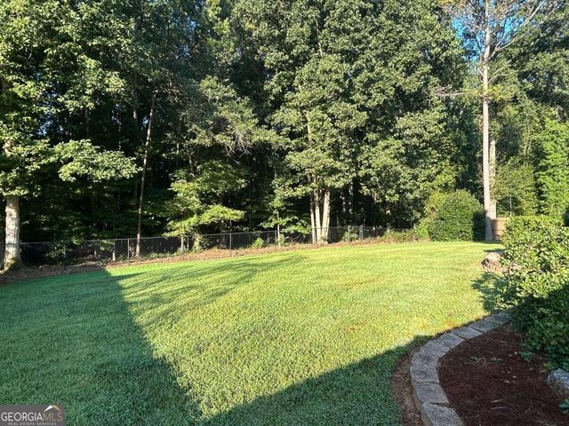 75 Sycamore Way, Sharpsburg, GA 30277