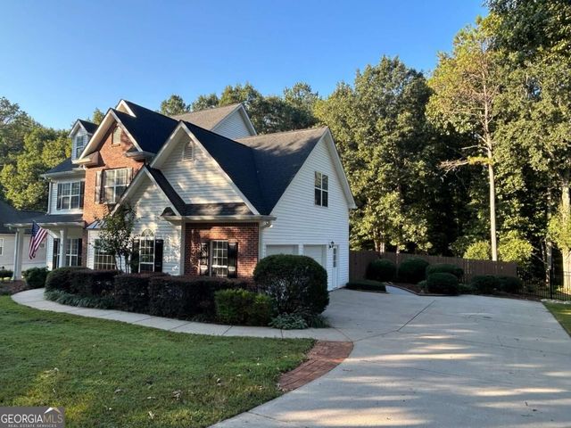 75 Sycamore Way, Sharpsburg, GA 30277