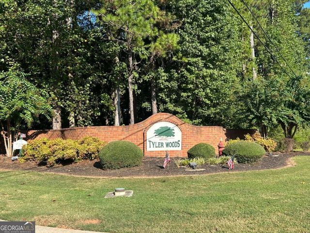 75 Sycamore Way, Sharpsburg, GA 30277