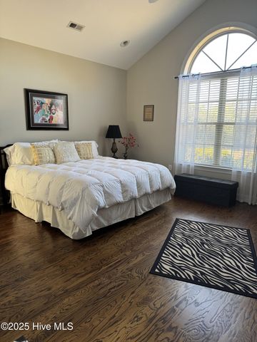 35 Scotlands Court, Hampstead, NC 28443