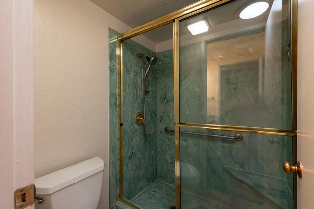 19 Casa Hermosa Drive NE, Albuquerque, NM 87112