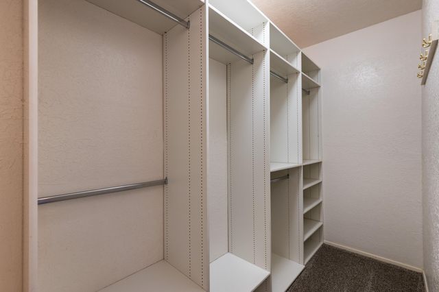 19 Casa Hermosa Drive NE, Albuquerque, NM 87112