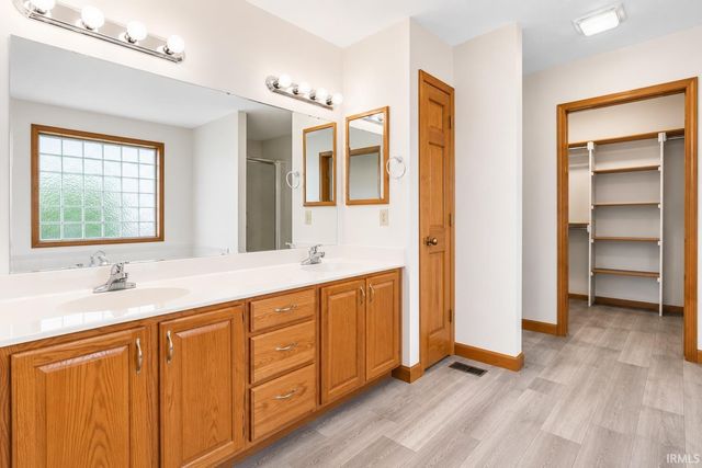16134 Silver Shadow Lane, Huntertown, IN 46748