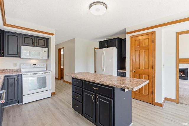 16134 Silver Shadow Lane, Huntertown, IN 46748