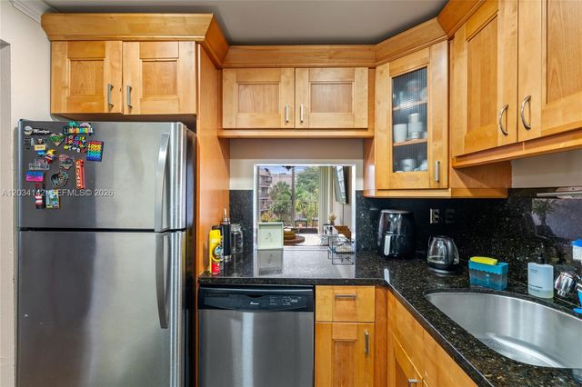 13120 SW 92nd Ave B-313, Miami, FL 33176