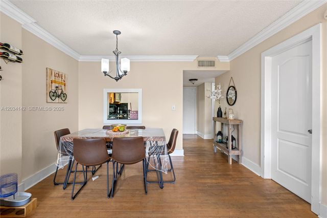13120 SW 92nd Ave B-313, Miami, FL 33176