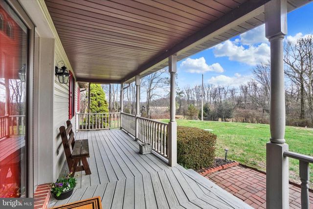 6747 DARK HOLLOW RD, Wrightsville, PA 17368