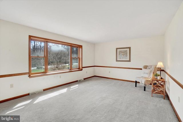 6747 DARK HOLLOW RD, Wrightsville, PA 17368