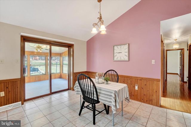 6747 DARK HOLLOW RD, Wrightsville, PA 17368