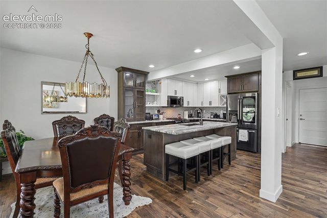 16 Woodbridge Drive, Colorado Springs, CO 80906