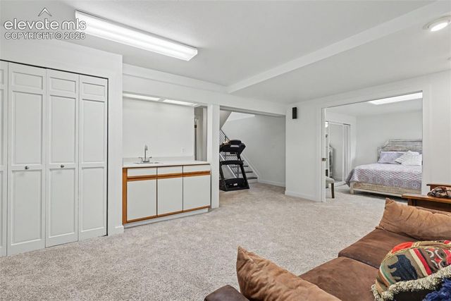 16 Woodbridge Drive, Colorado Springs, CO 80906