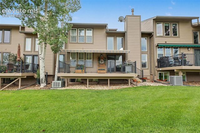 16 Woodbridge Drive, Colorado Springs, CO 80906