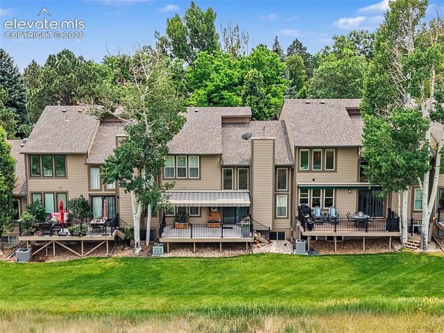 16 Woodbridge Drive, Colorado Springs, CO 80906
