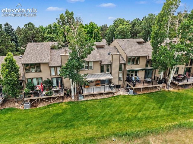 16 Woodbridge Drive, Colorado Springs, CO 80906