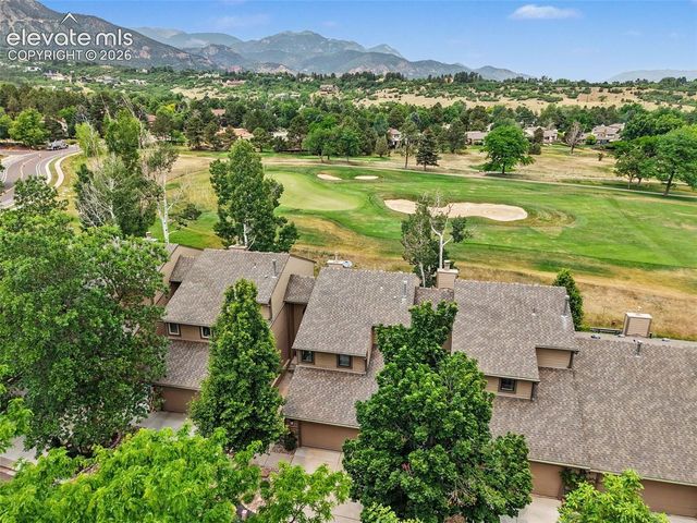16 Woodbridge Drive, Colorado Springs, CO 80906