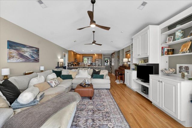 167 Cape Palmetto Point Trail, Edisto Island, SC 29438