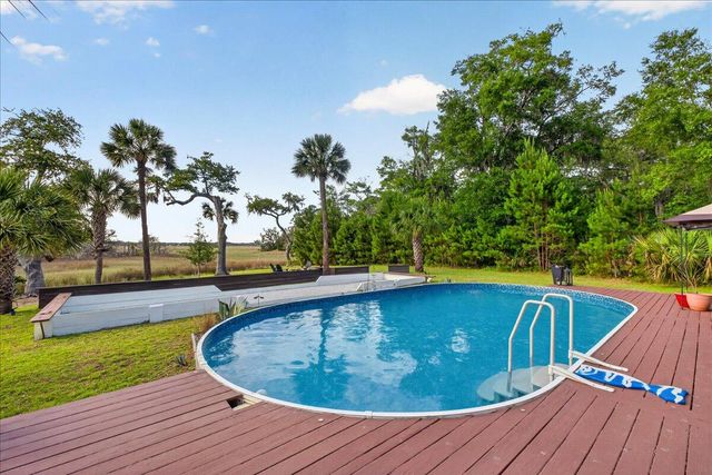 167 Cape Palmetto Point Trail, Edisto Island, SC 29438