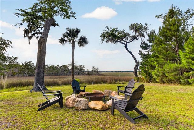 167 Cape Palmetto Point Trail, Edisto Island, SC 29438