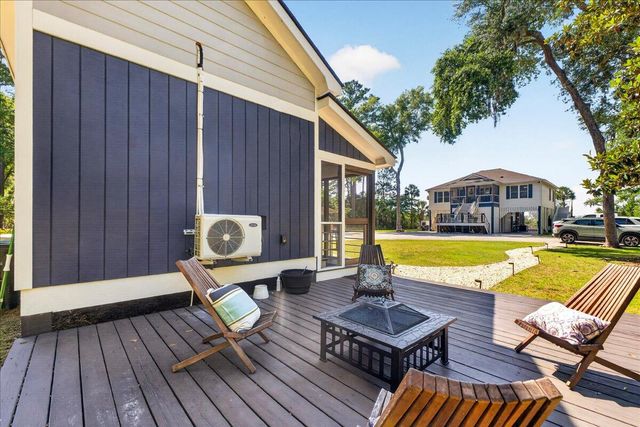 167 Cape Palmetto Point Trail, Edisto Island, SC 29438