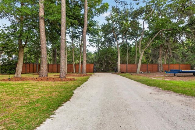 167 Cape Palmetto Point Trail, Edisto Island, SC 29438