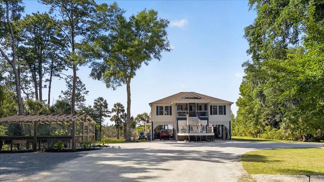 167 Cape Palmetto Point Trail, Edisto Island, SC 29438