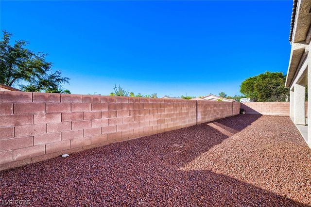 7530 Splashing Rock Drive, Las Vegas, NV 89131