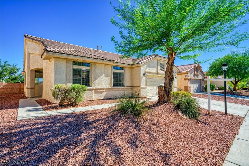 7530 Splashing Rock Drive, Las Vegas, NV 89131 — photo 2