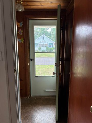 1543 NE Mason Street NE, Grand Rapids, MI 49503