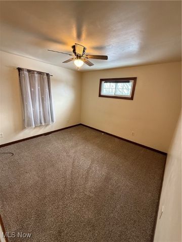 108 Sullivan Circle, Weirton, WV 26062