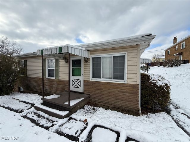 108 Sullivan Circle, Weirton, WV 26062